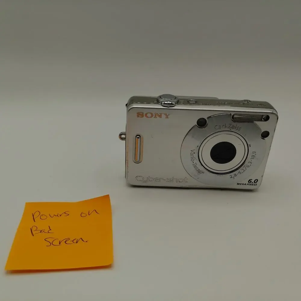 Sony Cyber-shot 6MP Digital Camera Bad Screen No Battery Parts